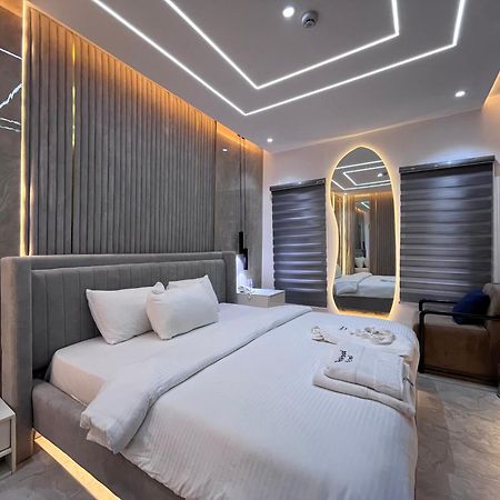 Blackwood Hotels Ikeja Bagian luar foto