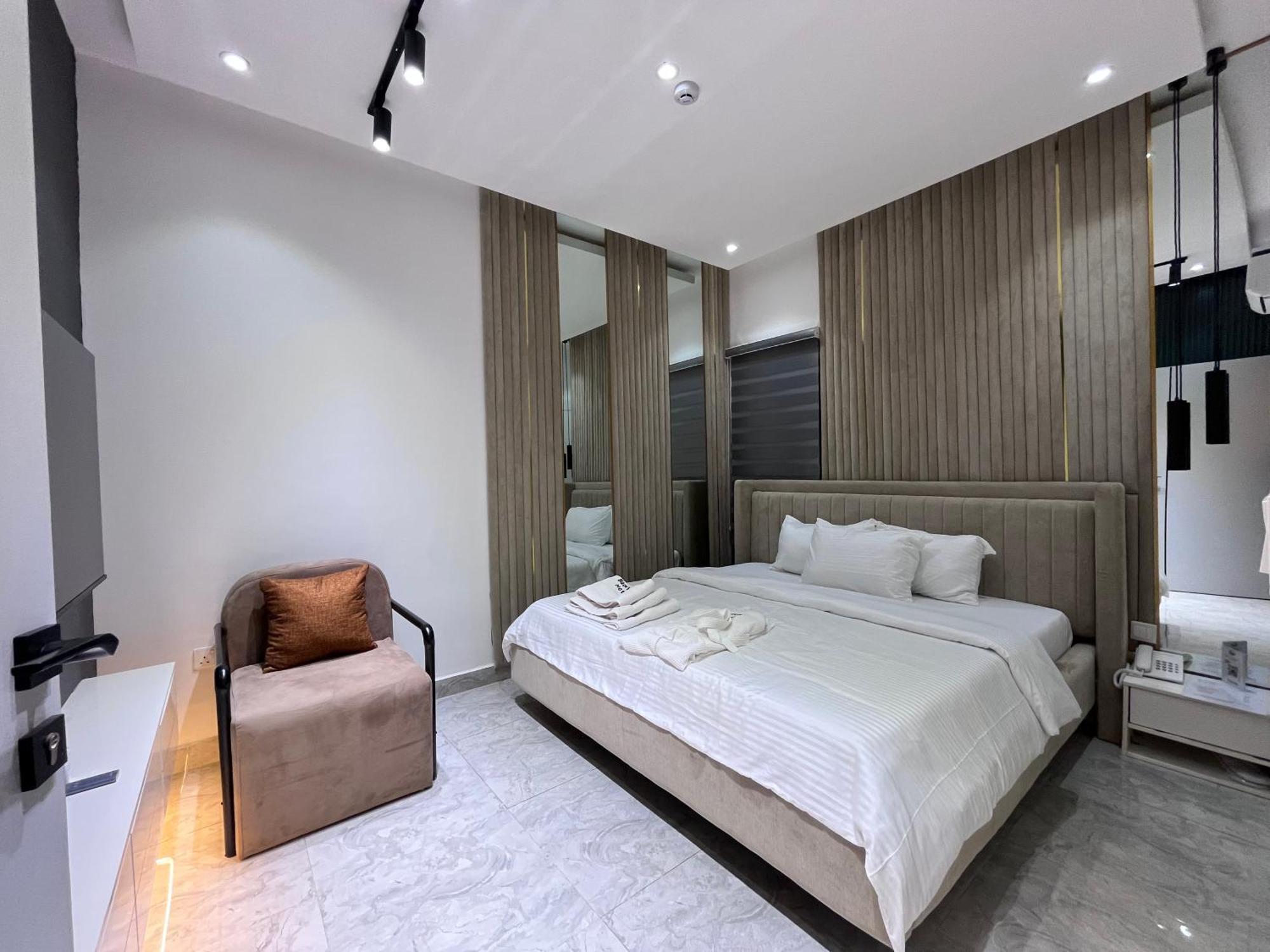 Blackwood Hotels Ikeja Bagian luar foto