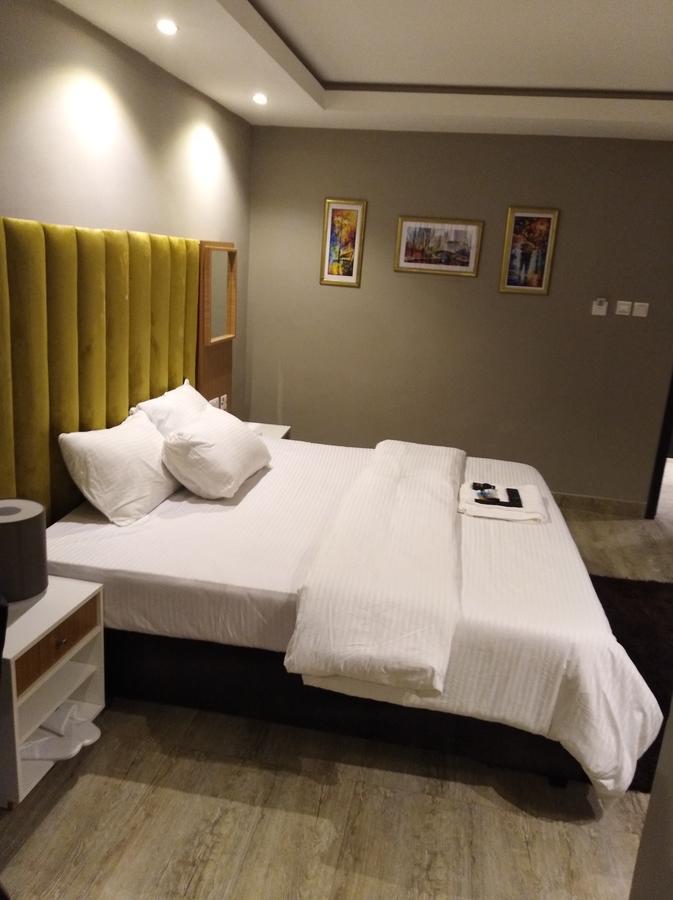 Blackwood Hotels Ikeja Bagian luar foto