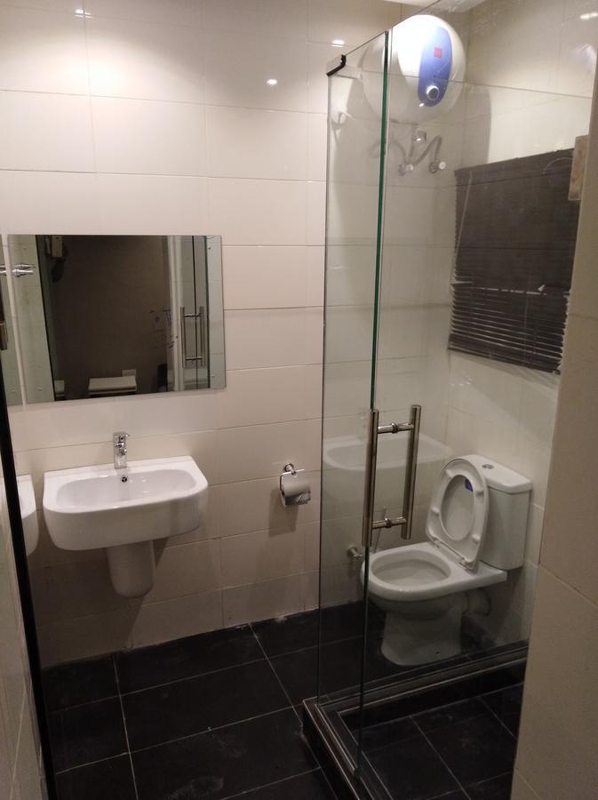 Blackwood Hotels Ikeja Bagian luar foto
