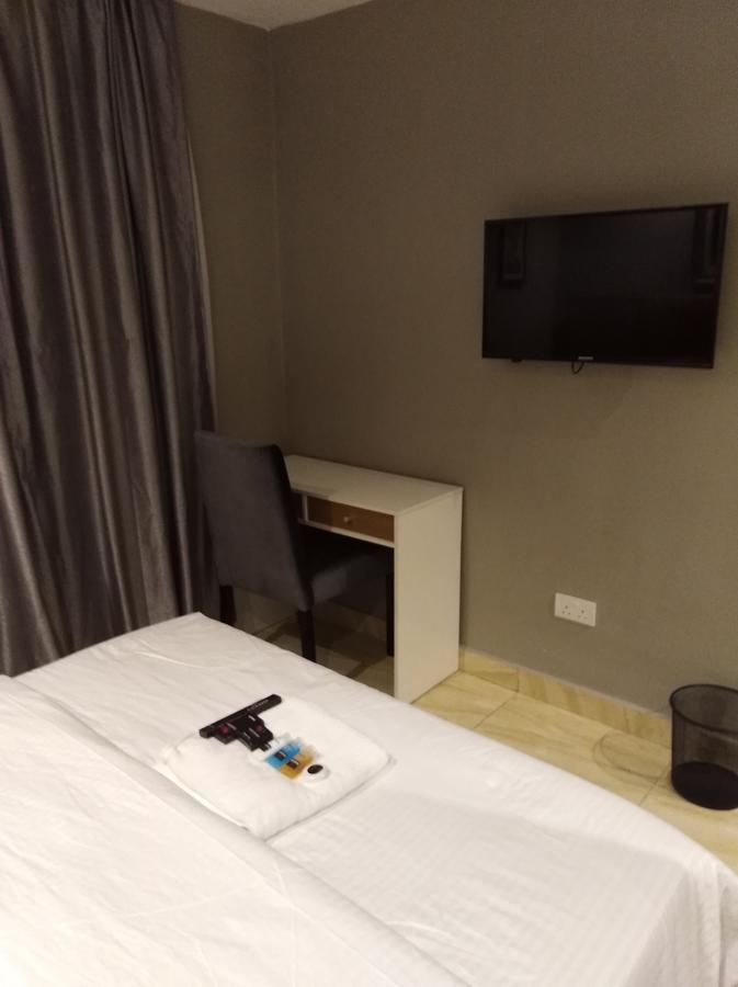 Blackwood Hotels Ikeja Bagian luar foto